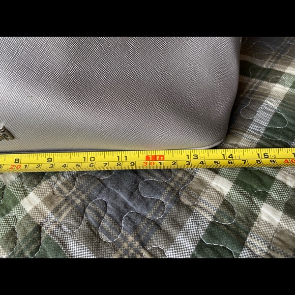 Kenneth Cole bag - Picture 7 of 7